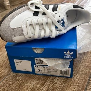 Samba og cloud white core black size US 5.5 men /6.5 women